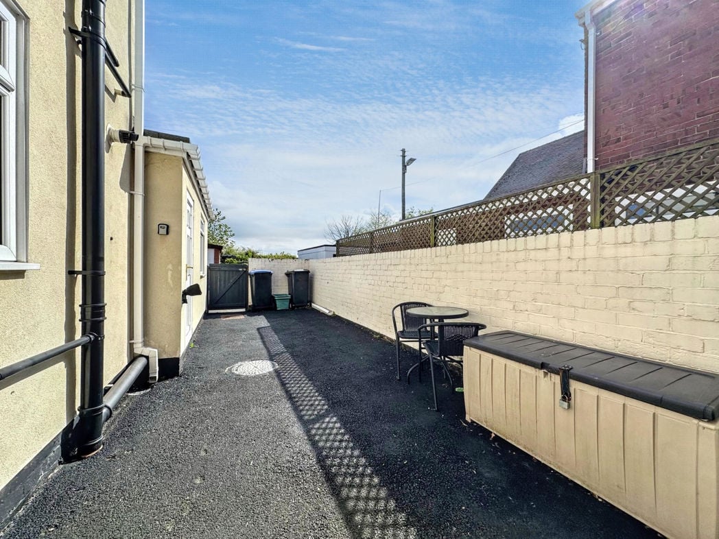 Property image 22 of 23