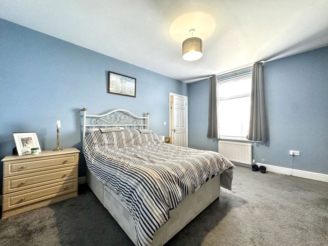 Property image 12 of 23