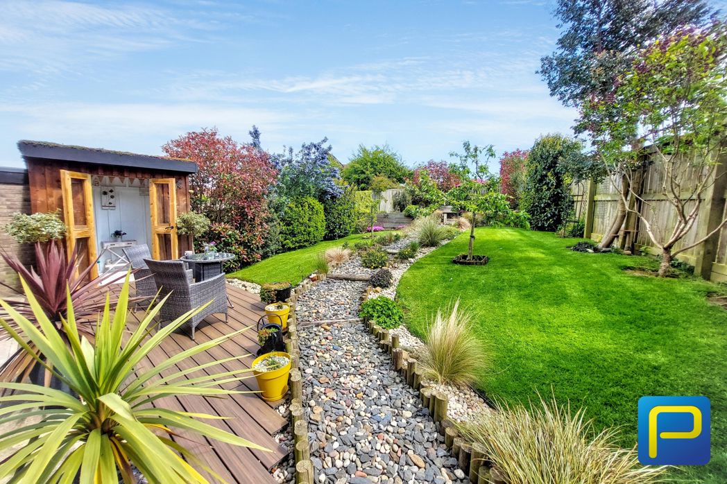 Property image 3 of 37