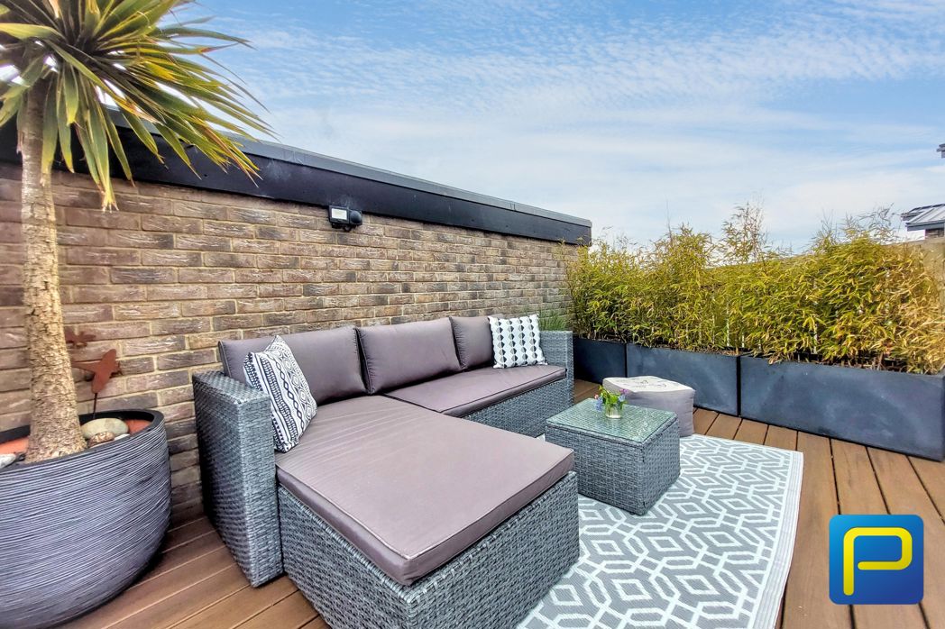 Property image 32 of 37