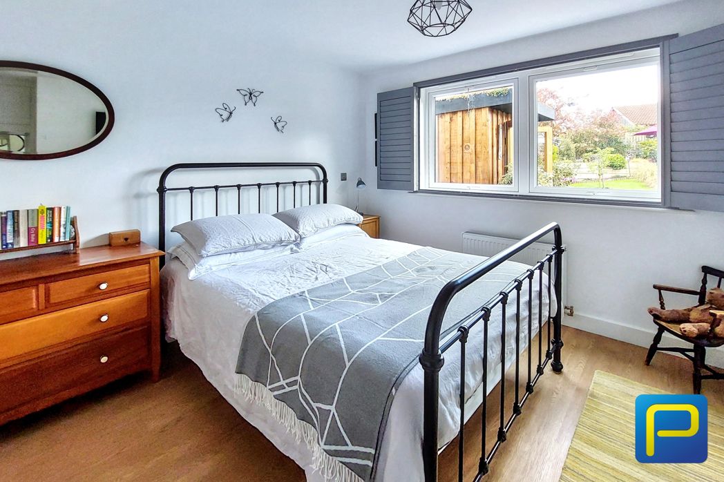 Property image 18 of 37
