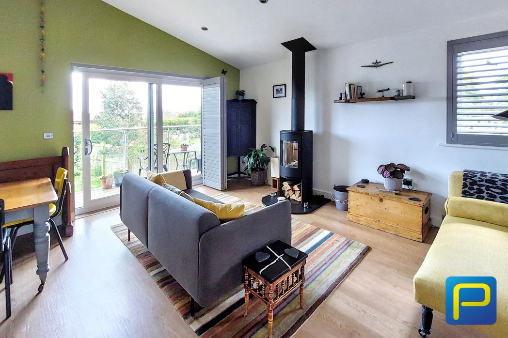 Property image 5 of 37