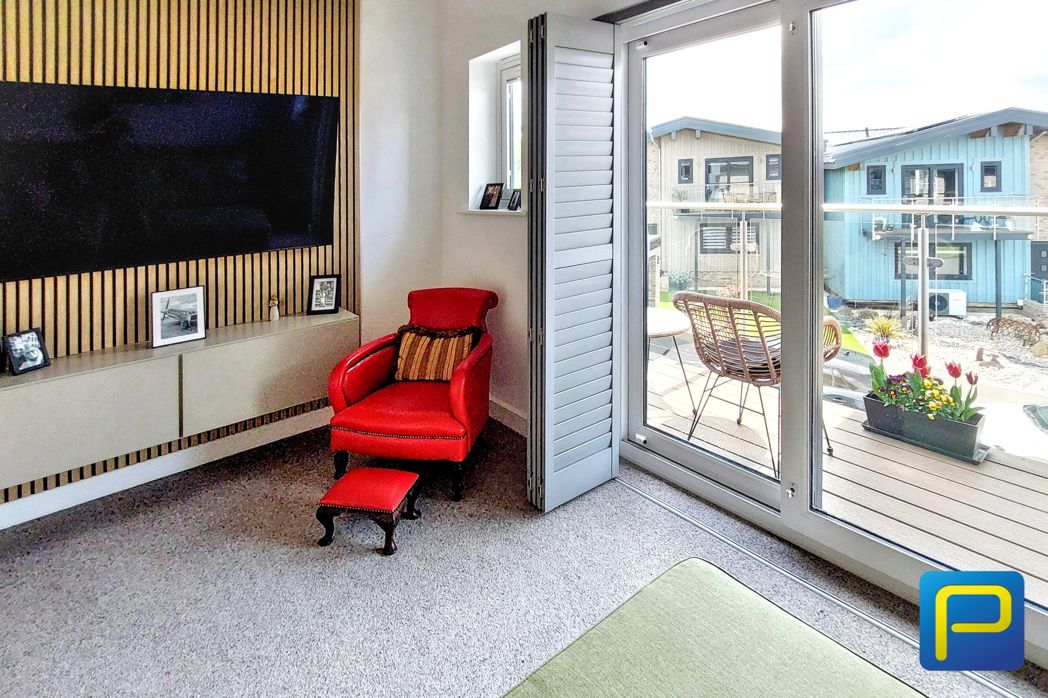 Property image 11 of 37