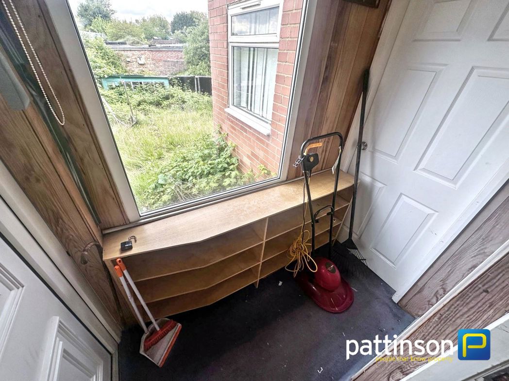 Property image 11 of 12