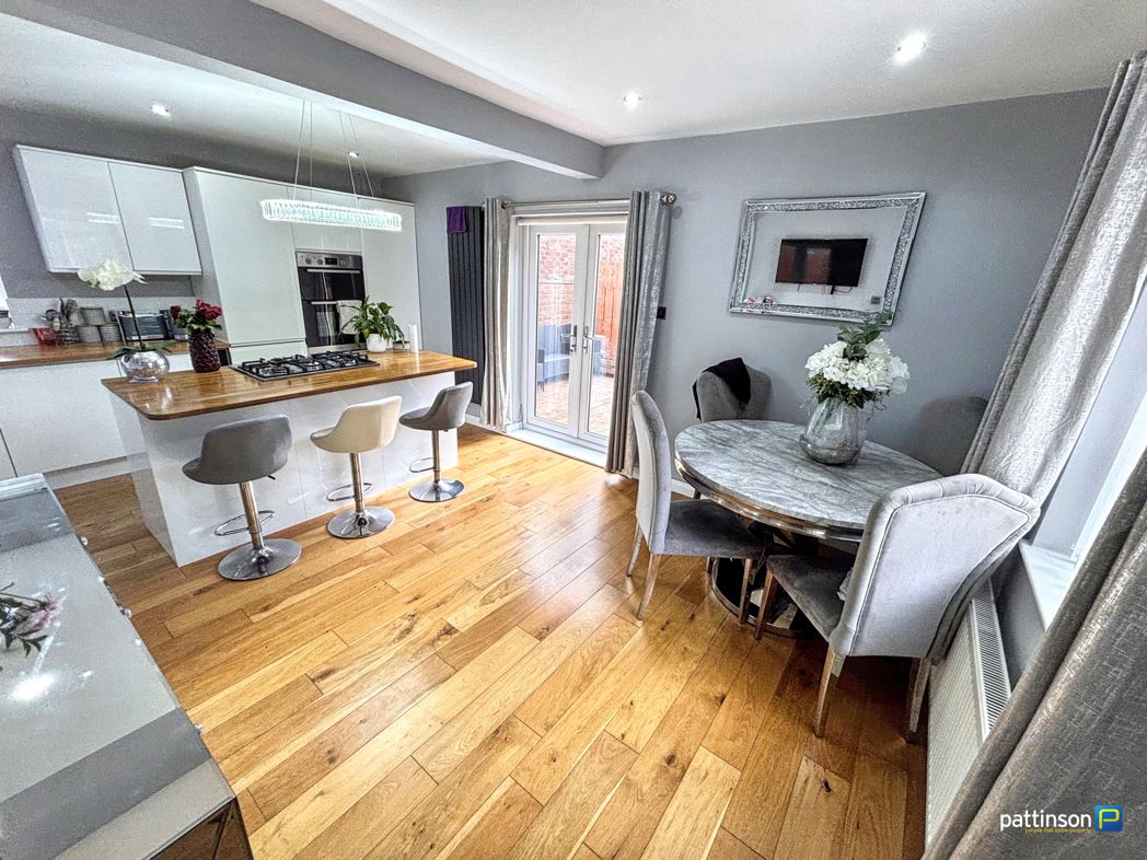 Property image 7 of 22