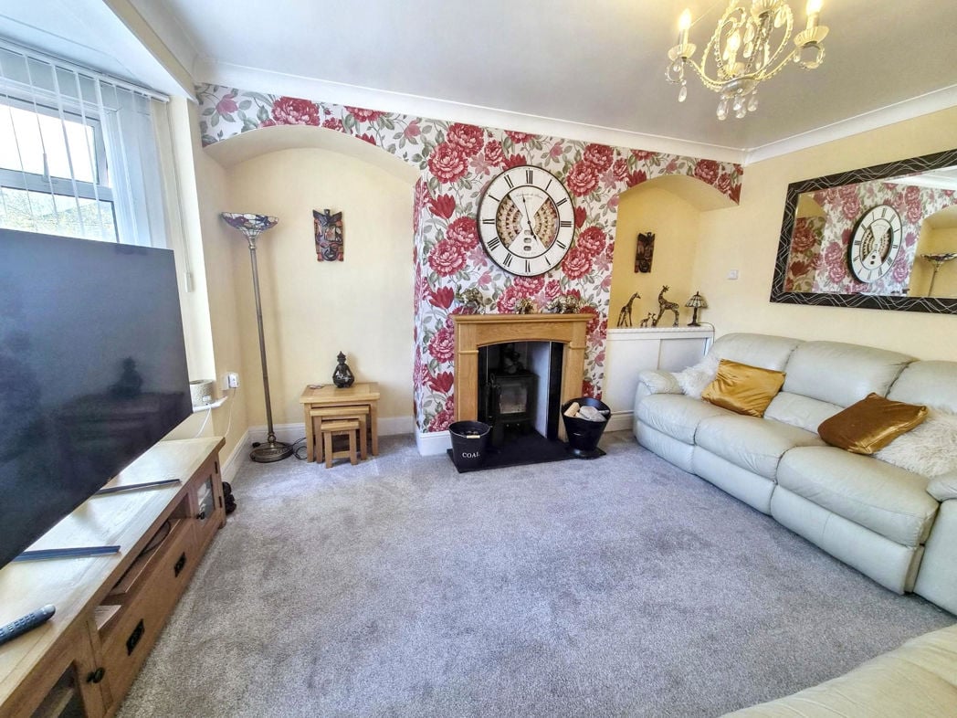 Property image 4 of 17