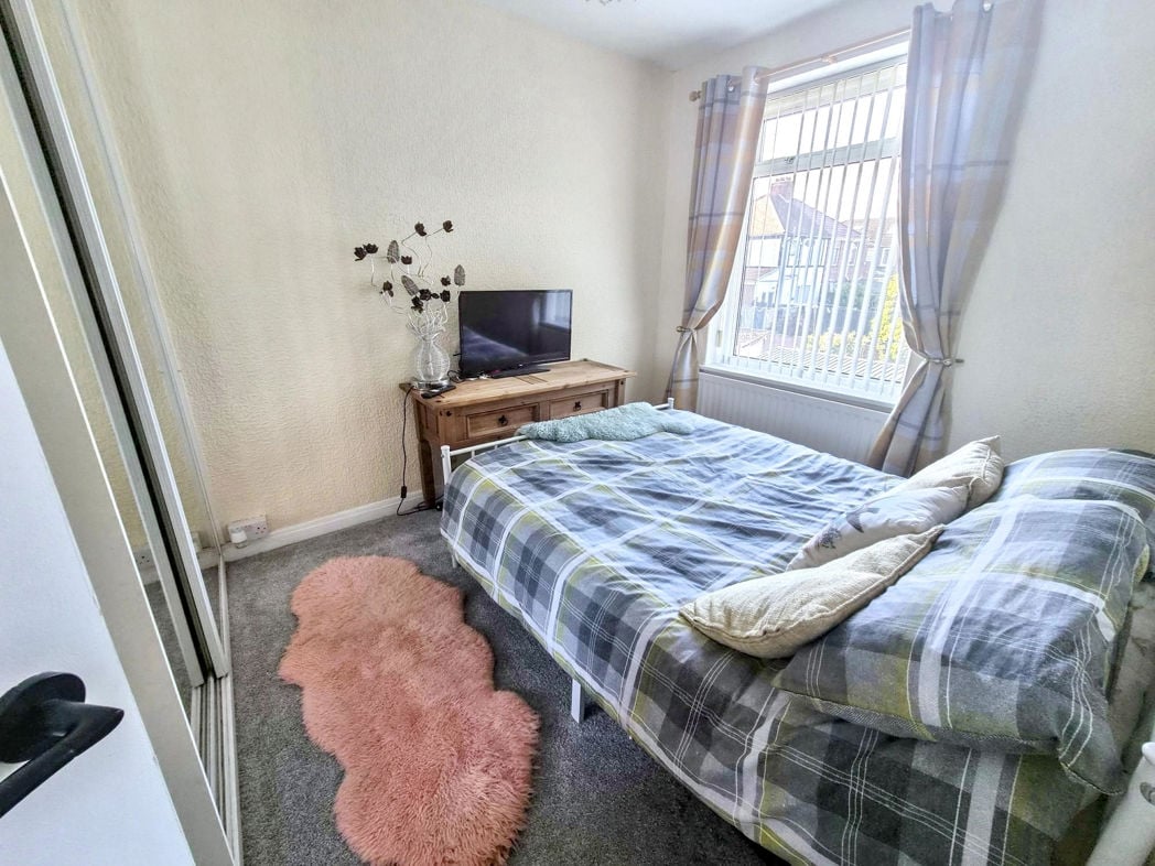 Property image 14 of 17