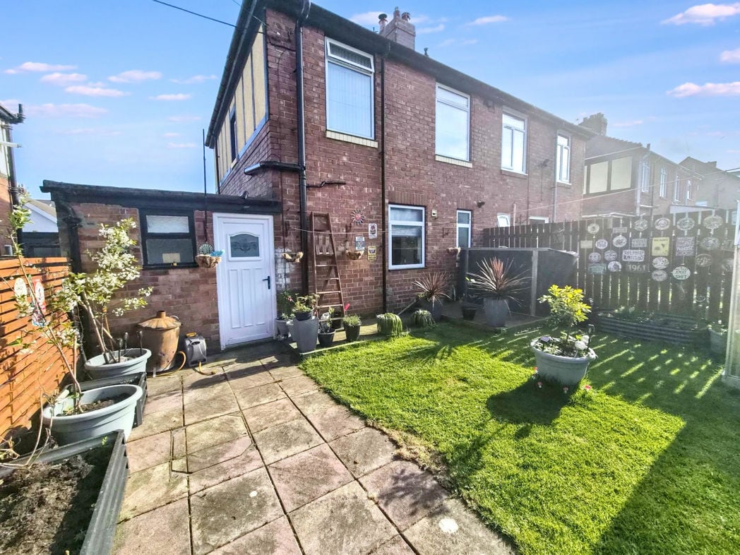 Property image 15 of 17