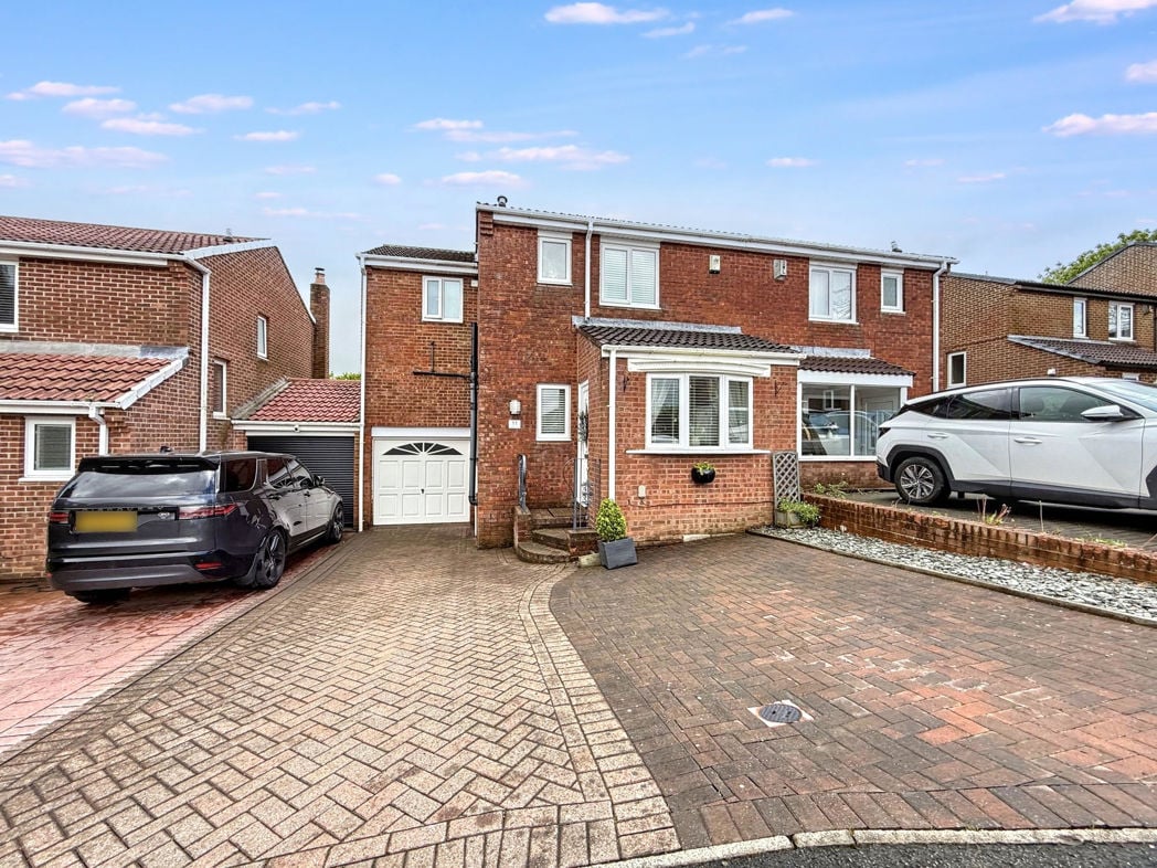 Property image 1 of 28