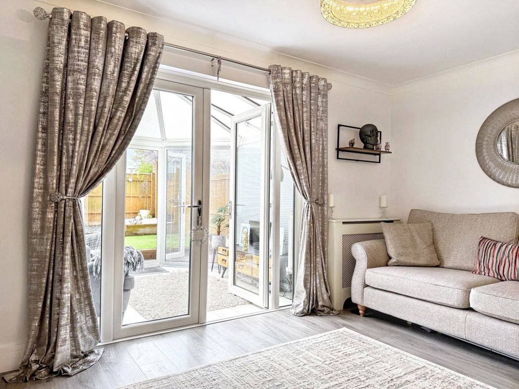 Property image 5 of 28