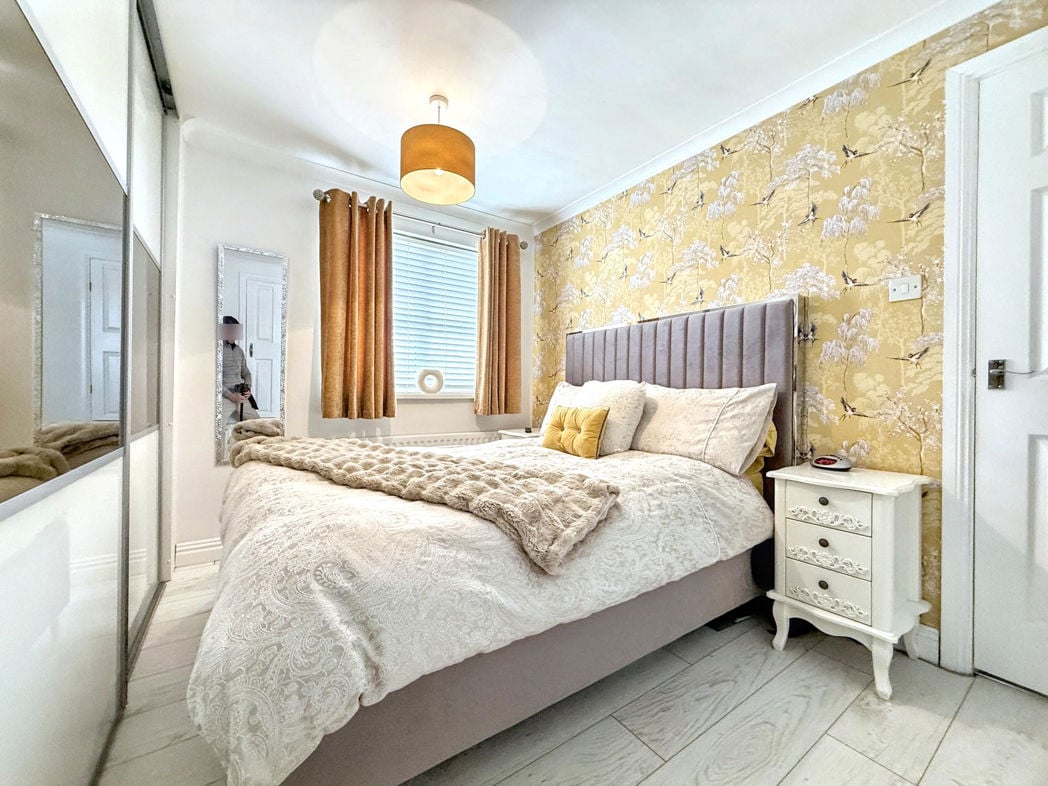 Property image 18 of 28
