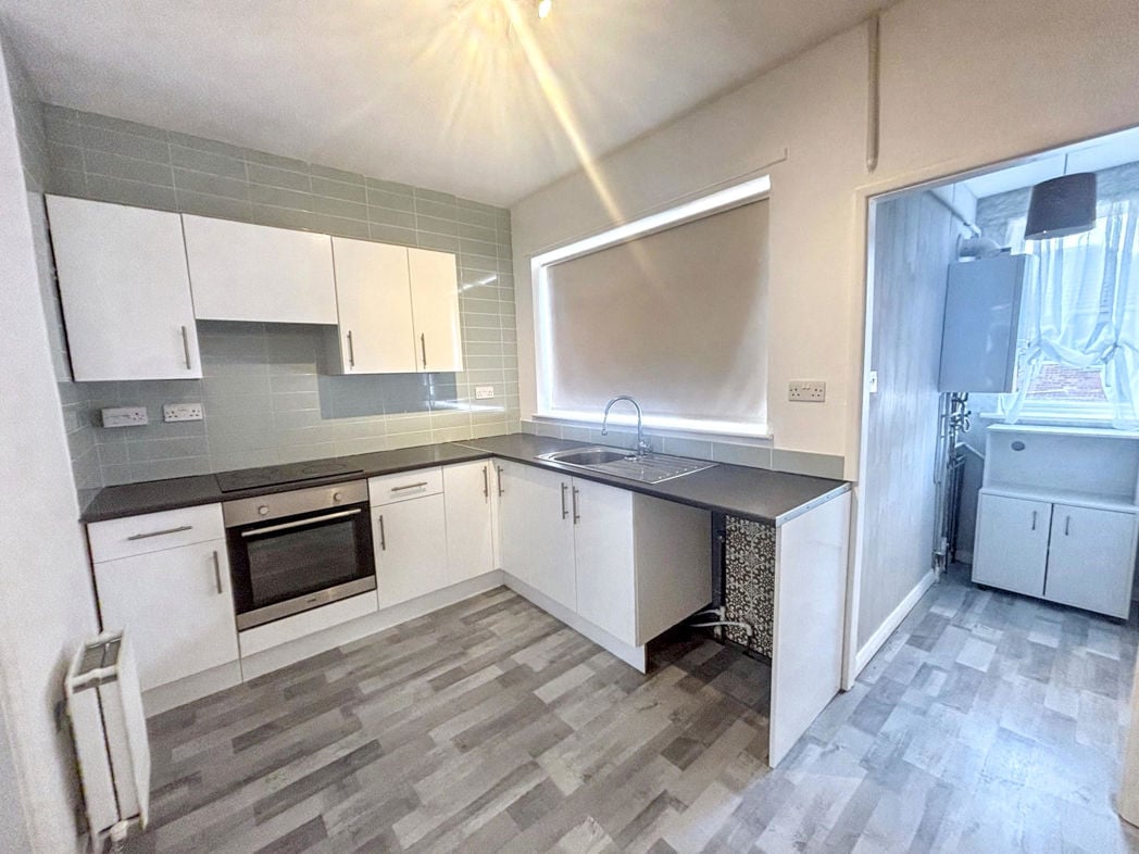 Property image 3 of 7
