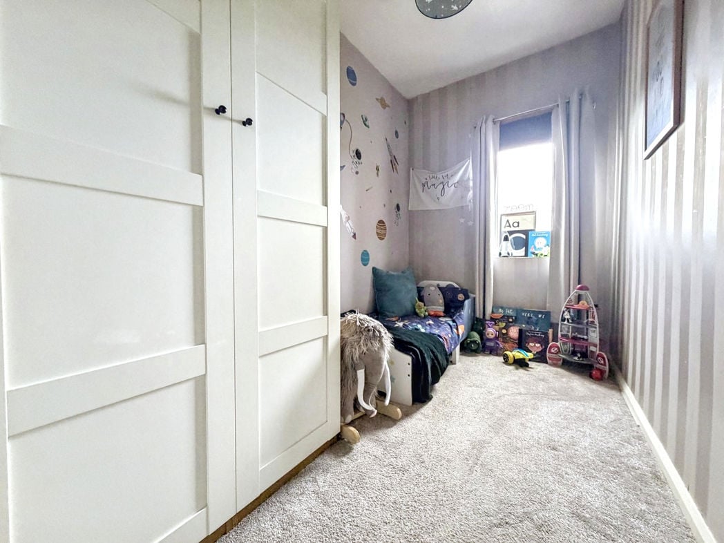 Property image 21 of 28