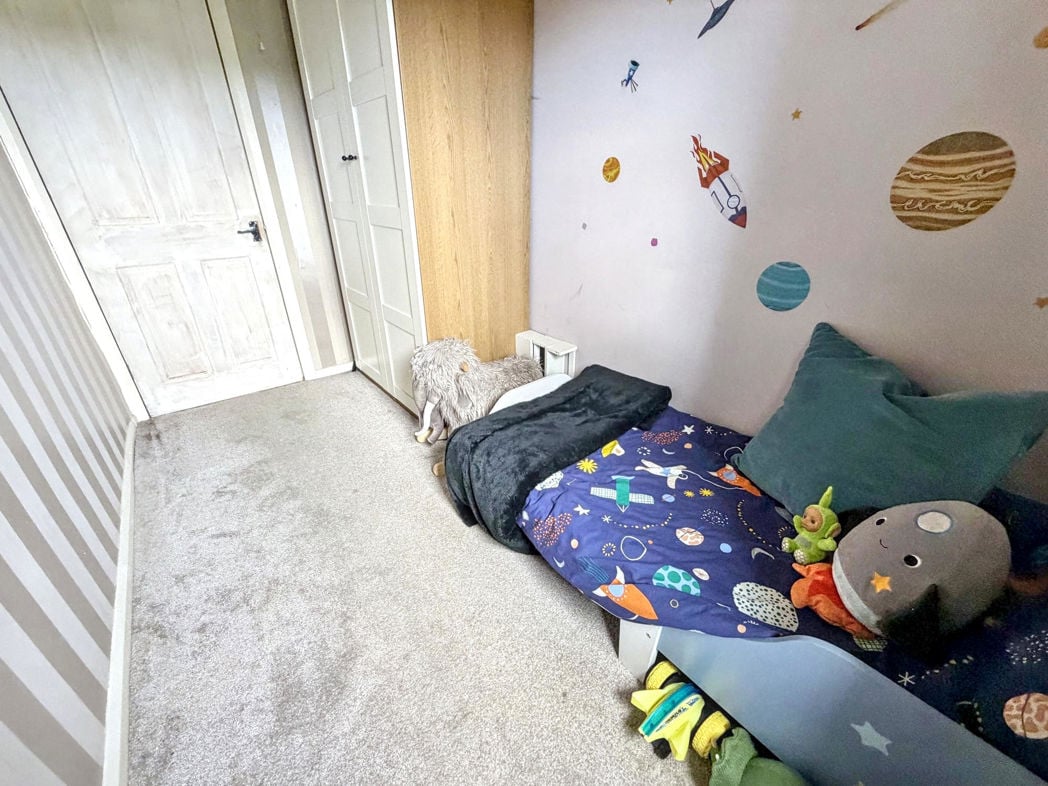 Property image 22 of 28