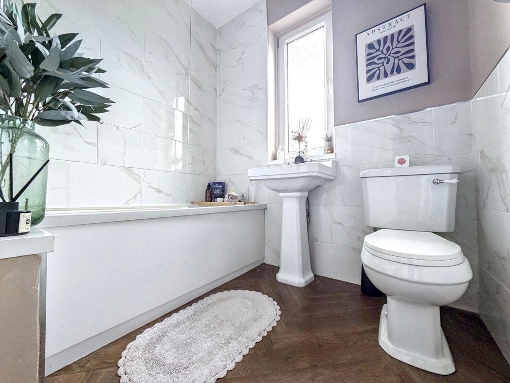 Property image 23 of 28
