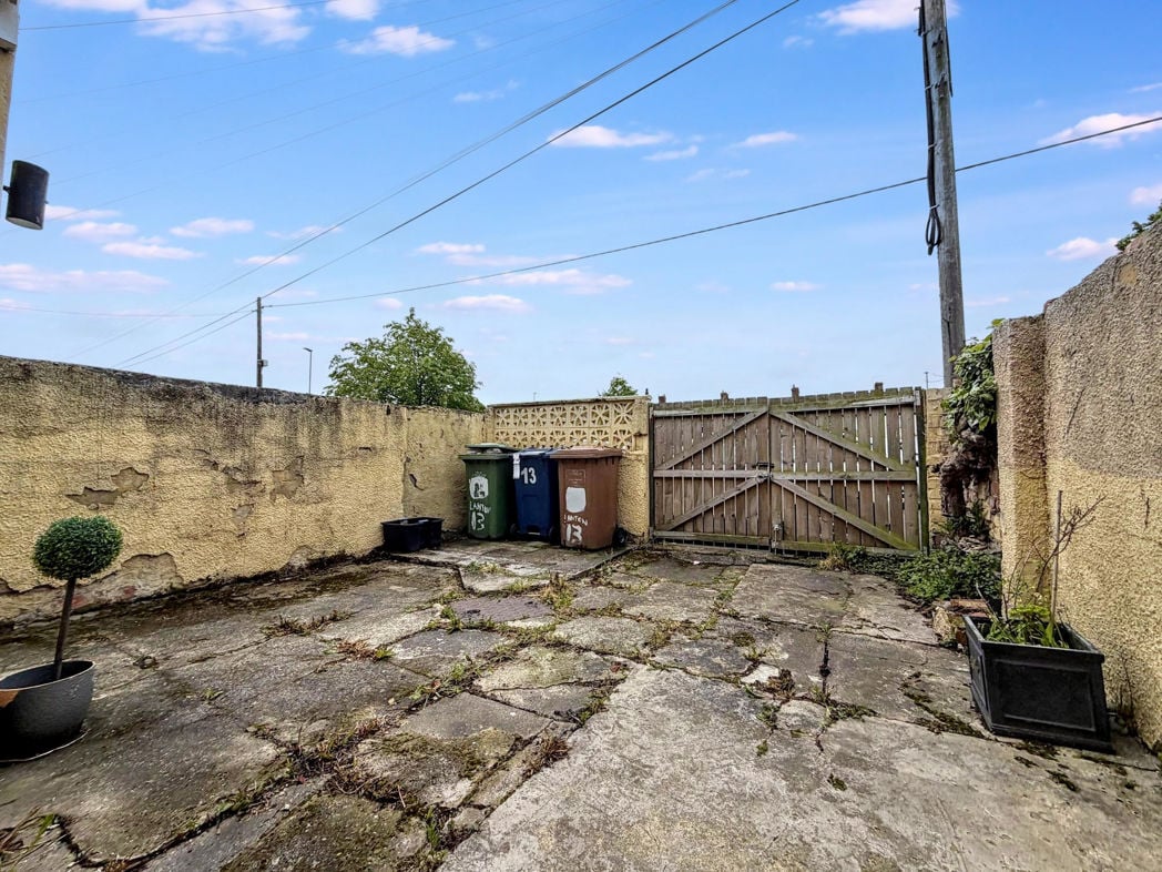 Property image 24 of 28