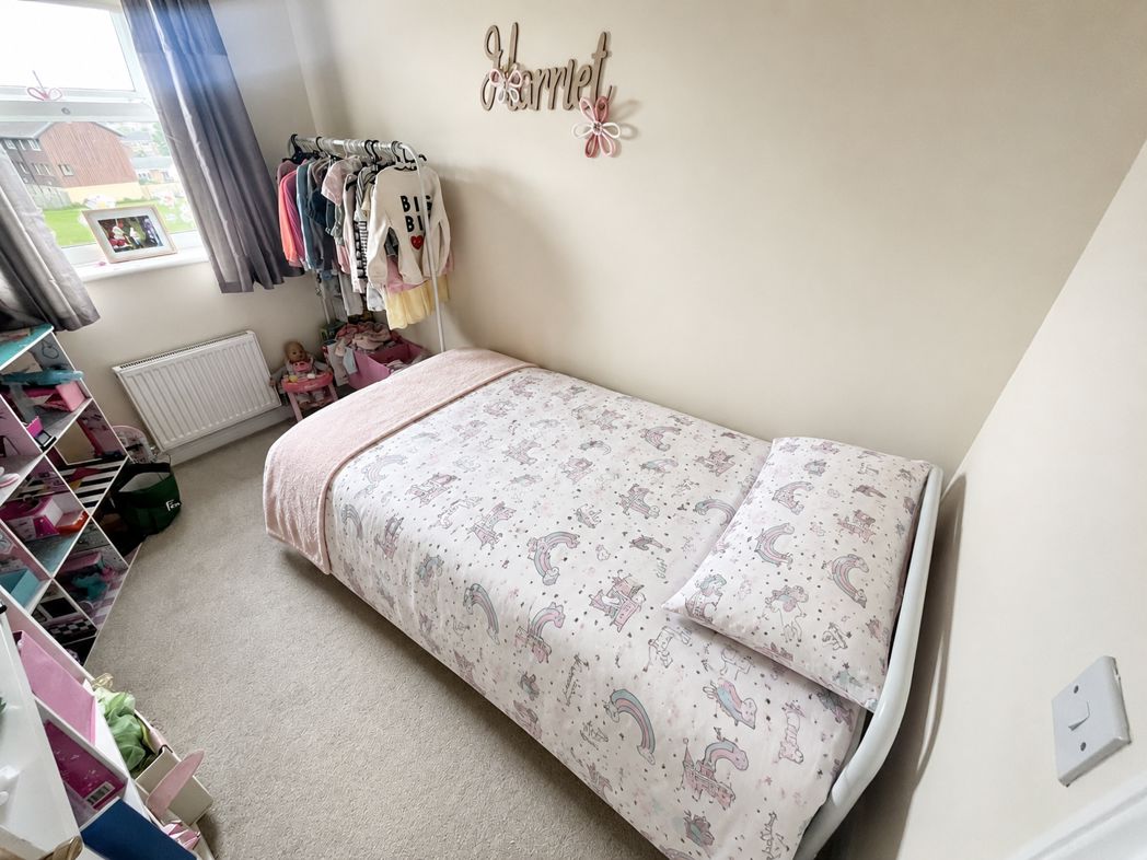 Property image 6 of 8
