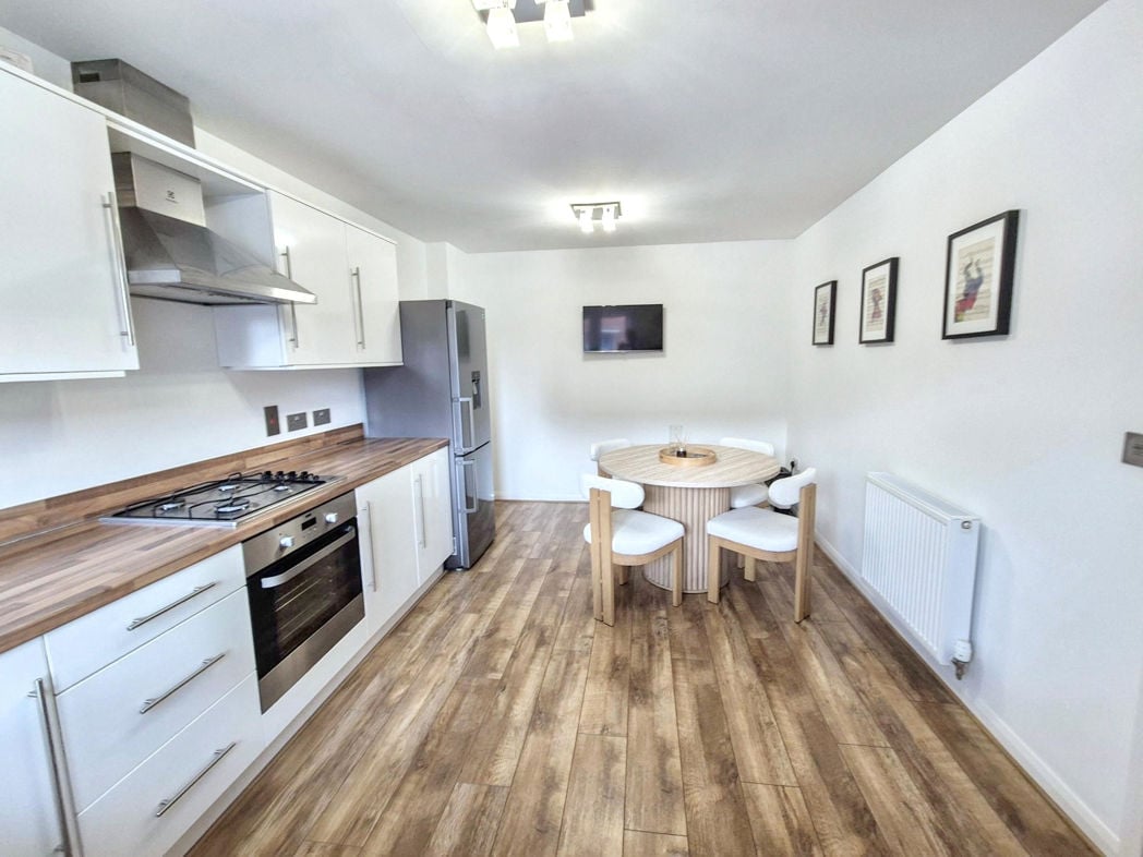 Property image 6 of 20