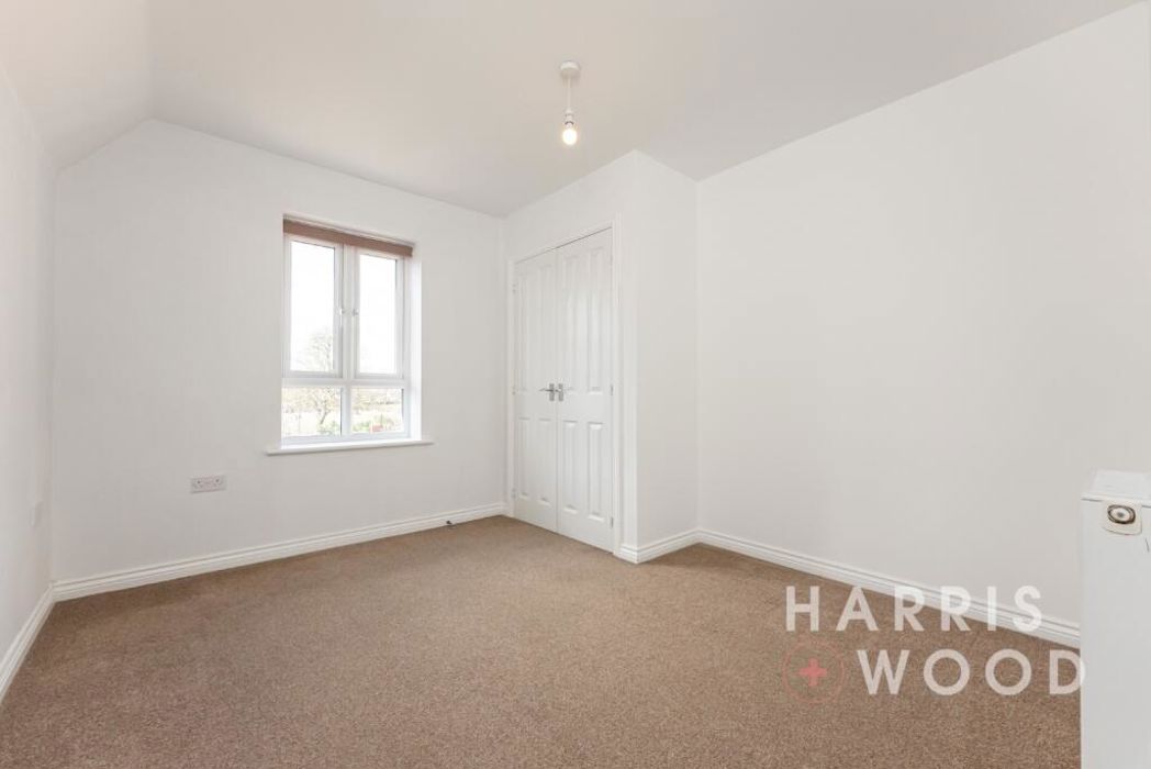 Property image 11 of 15