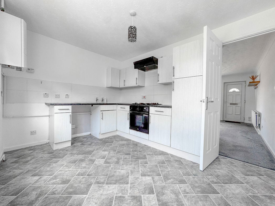 Property image 3 of 9