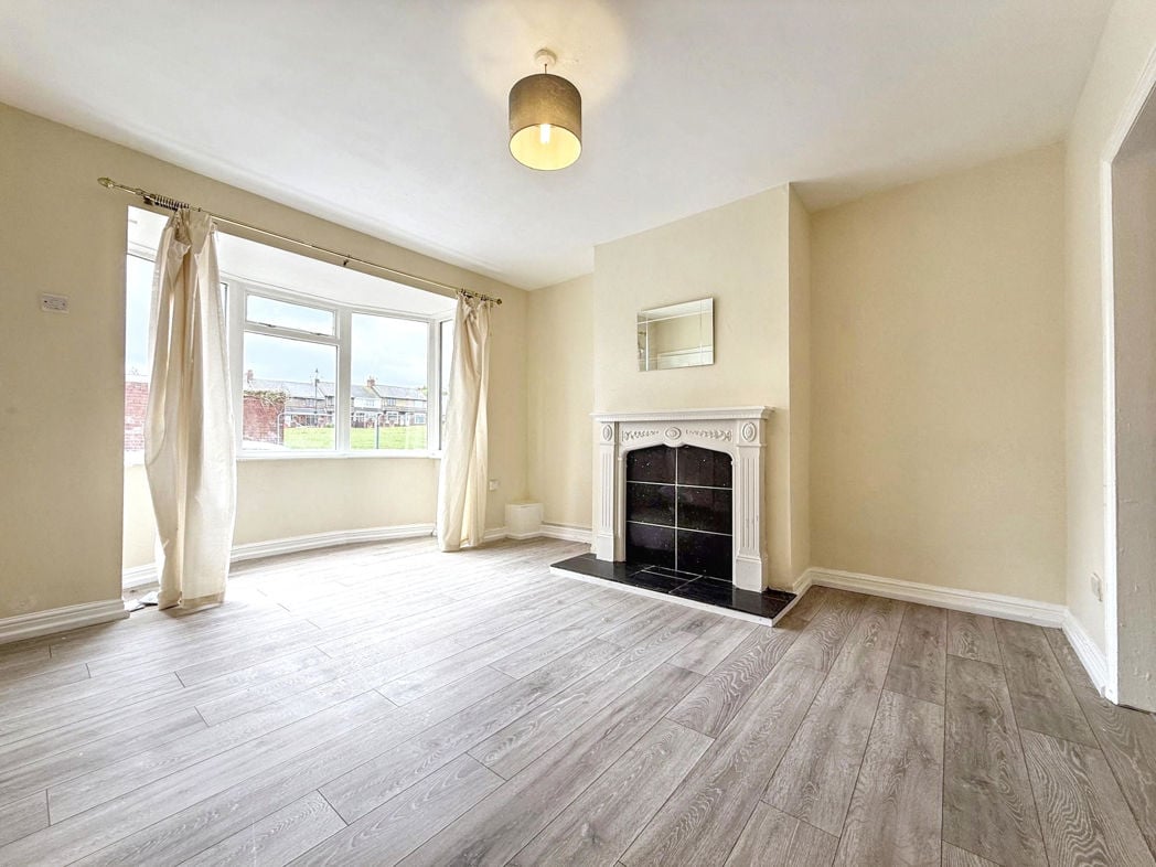 Property image 3 of 13