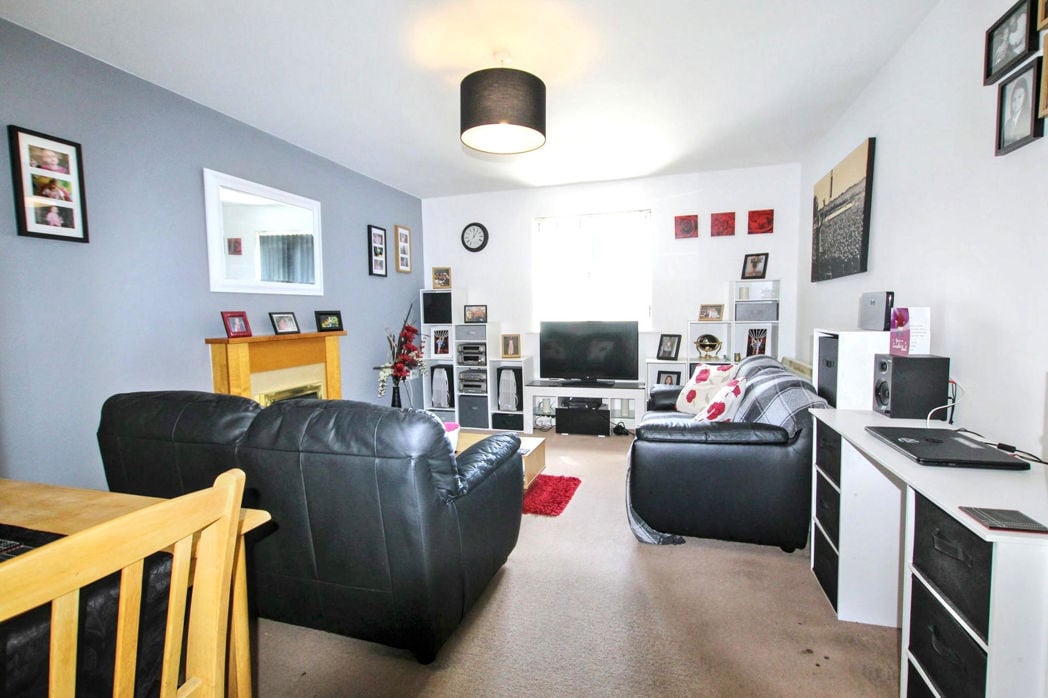Property image 3 of 17