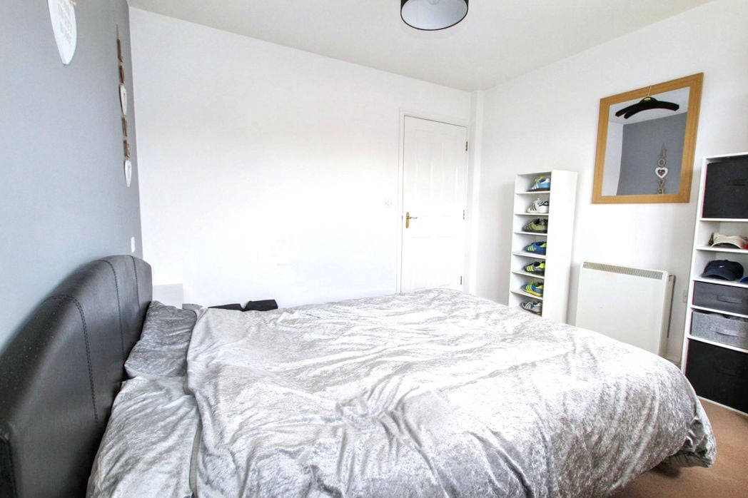 Property image 7 of 17