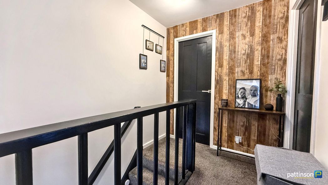 Property image 12 of 22