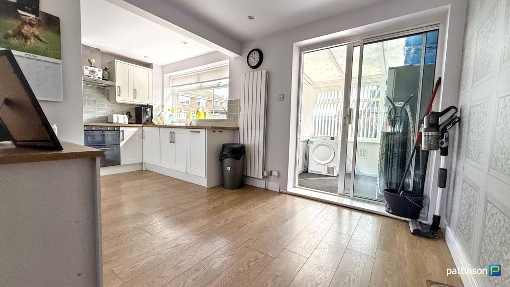 Property image 10 of 22
