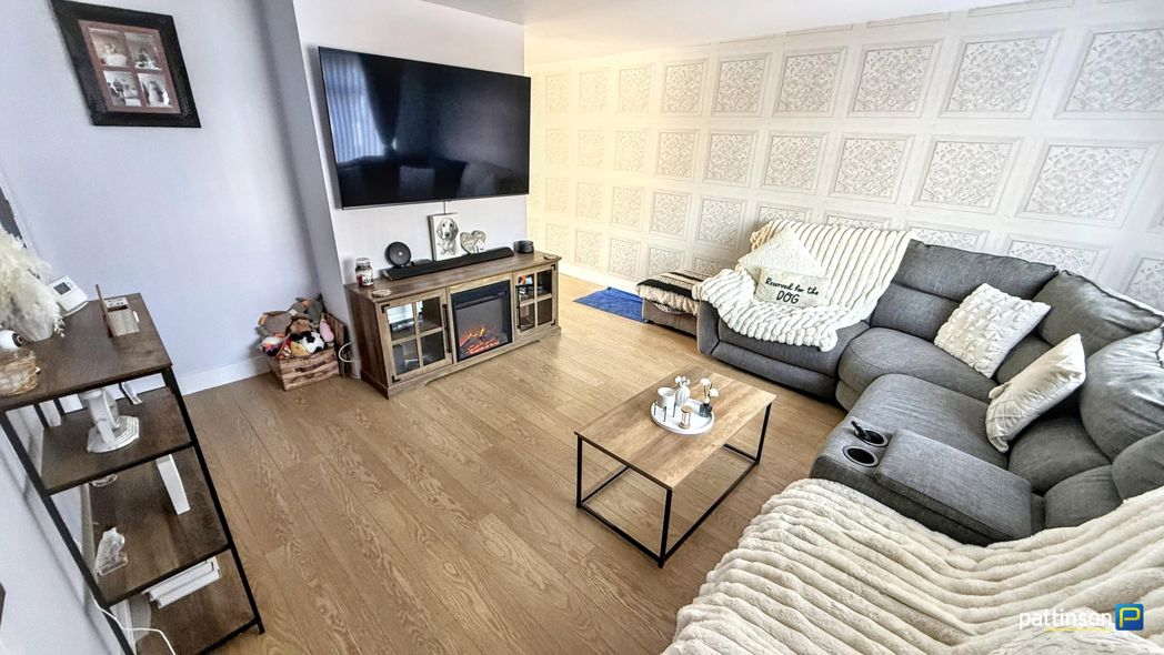 Property image 6 of 22