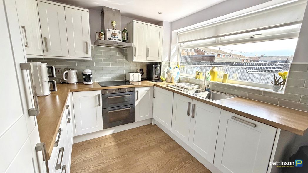 Property image 8 of 22