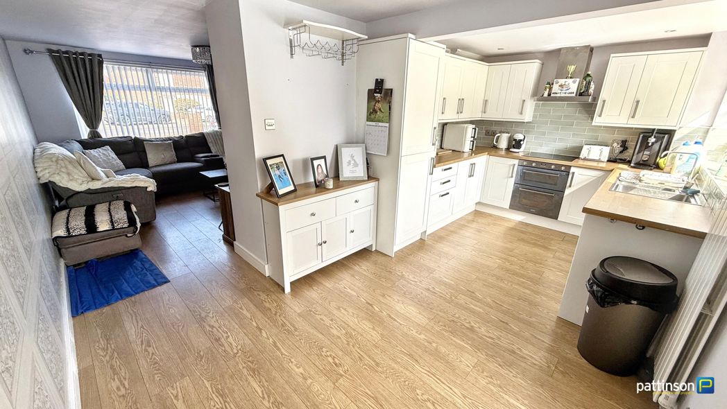 Property image 7 of 22