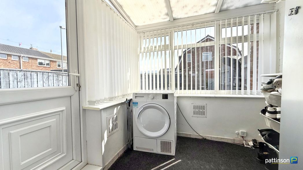 Property image 11 of 22