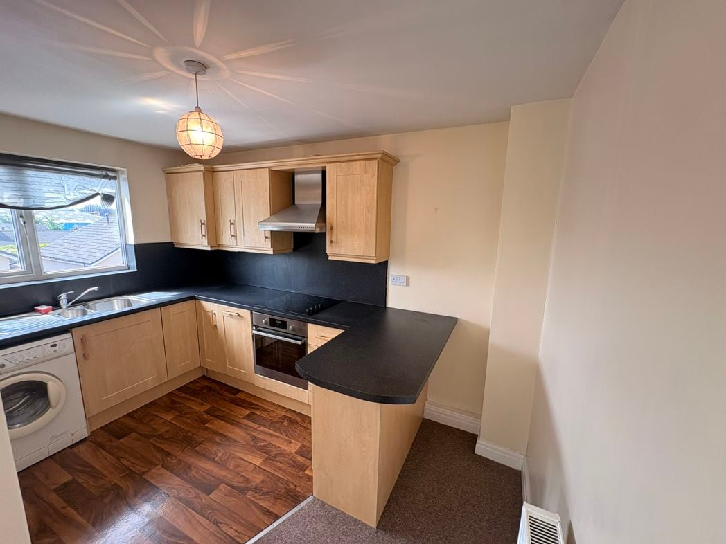 Property image 3 of 17