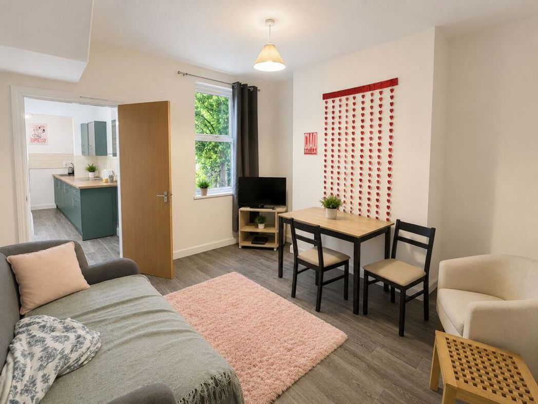 Property image 4 of 7