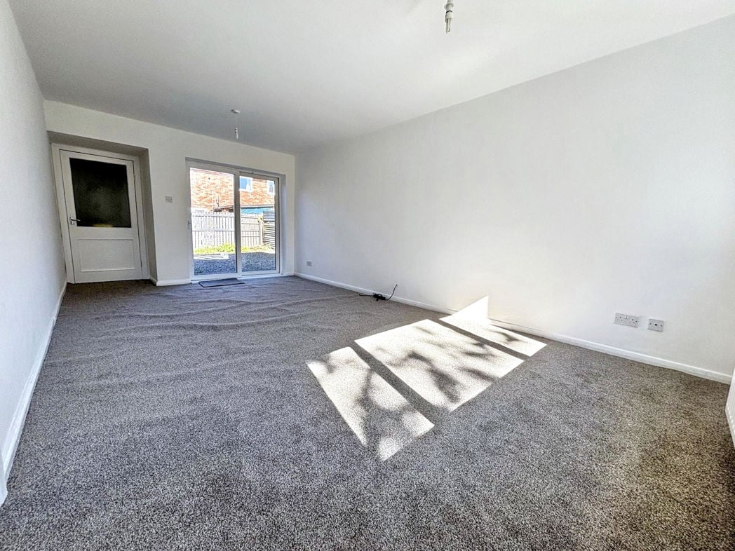 Property image 3 of 13