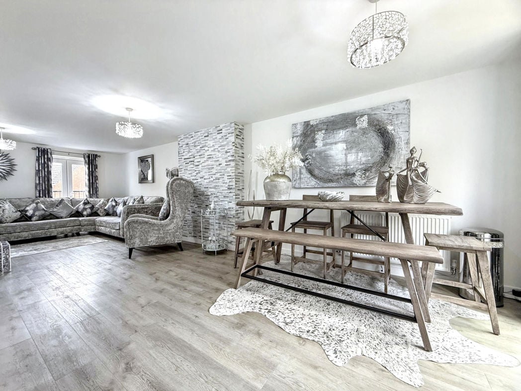 Property image 10 of 29