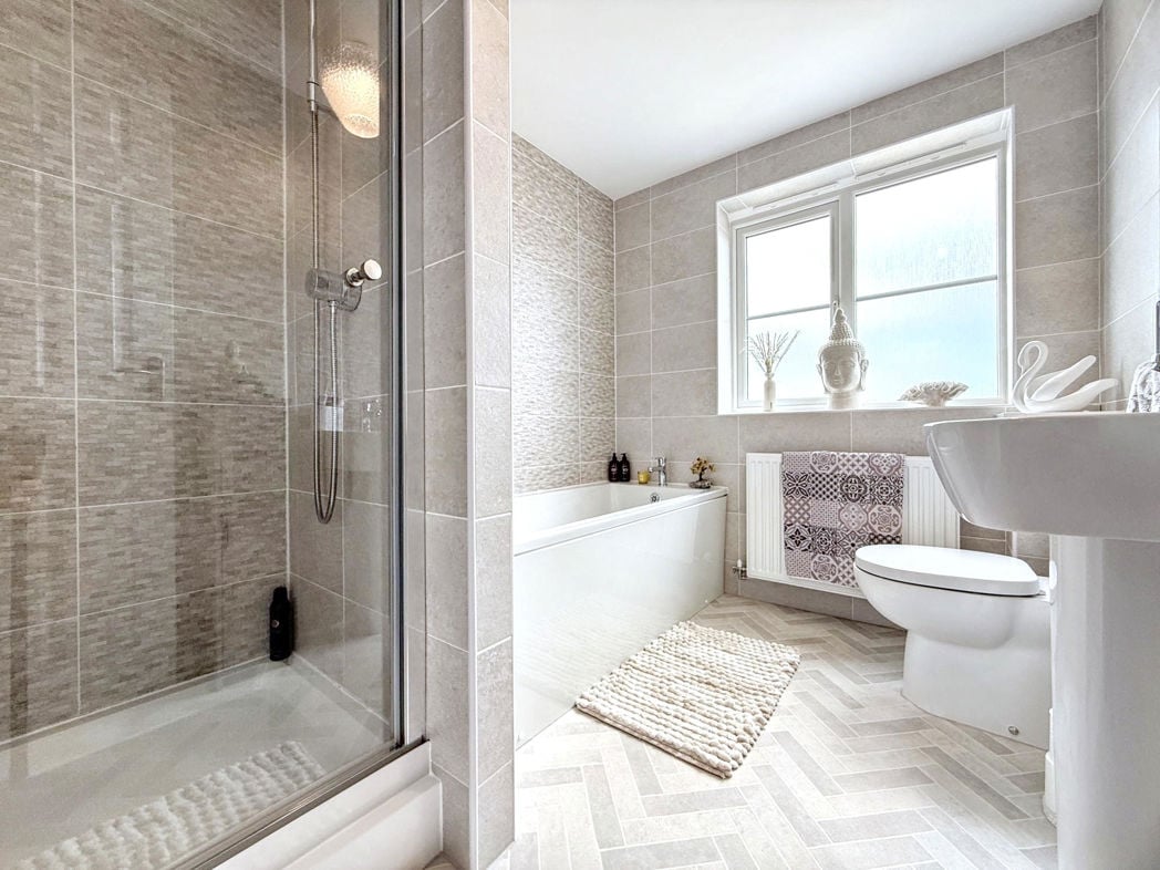 Property image 24 of 29