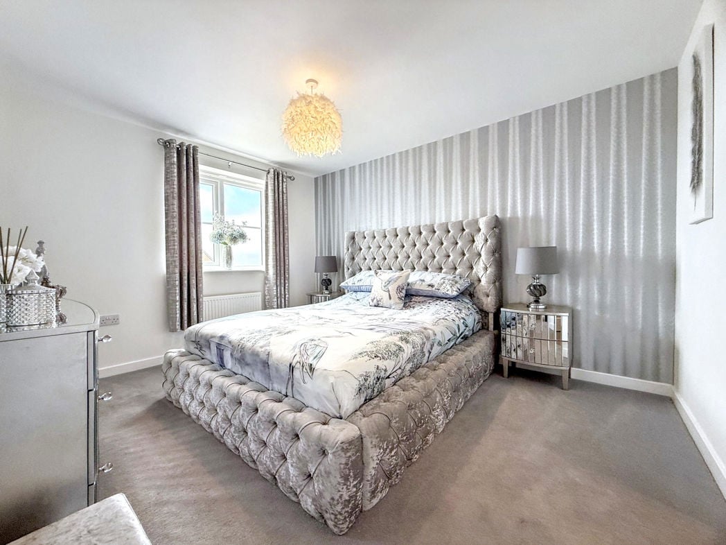 Property image 16 of 29