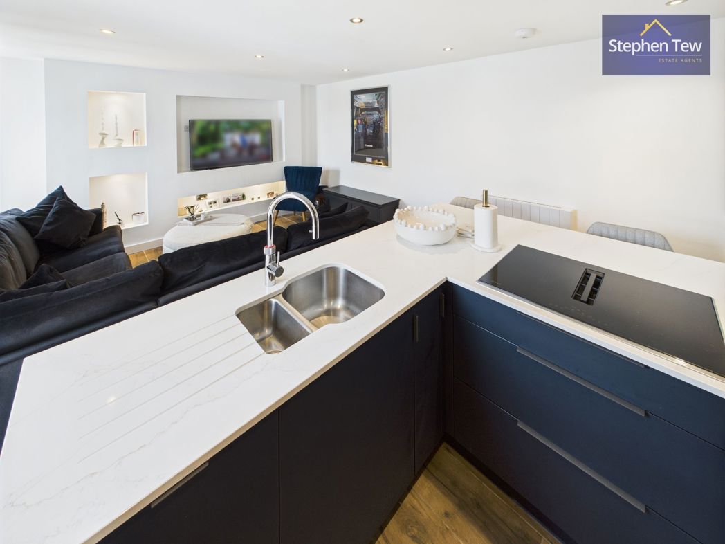 Property image 6 of 40