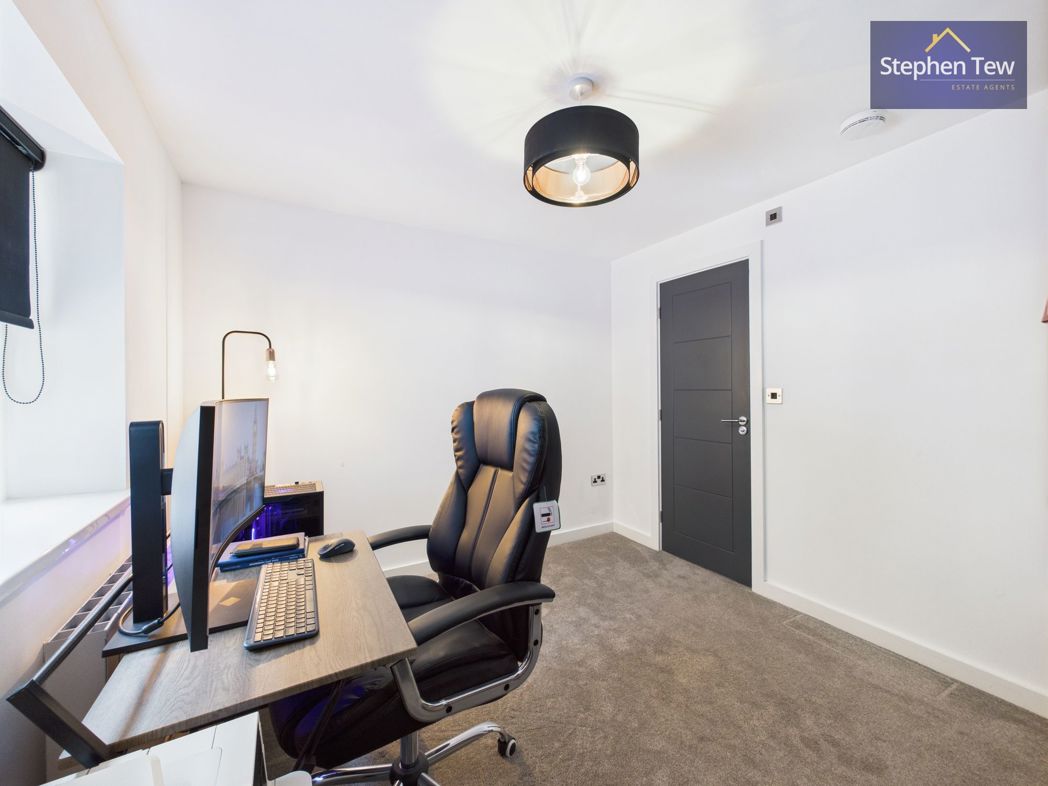 Property image 15 of 40