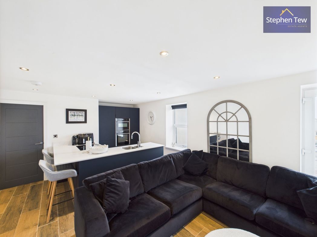 Property image 28 of 40