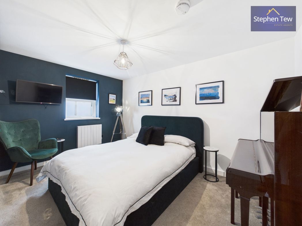 Property image 30 of 40