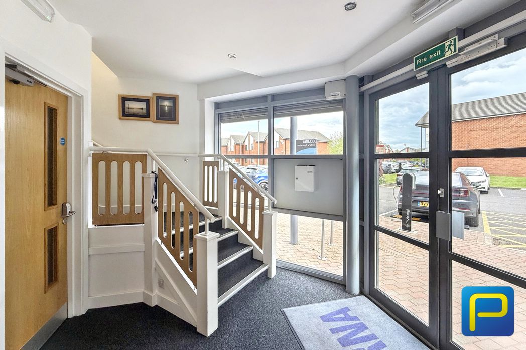 Property image 18 of 34