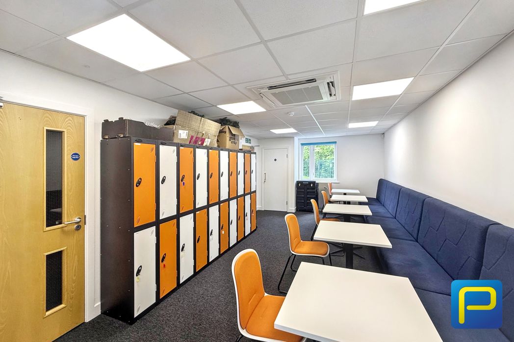 Property image 21 of 34