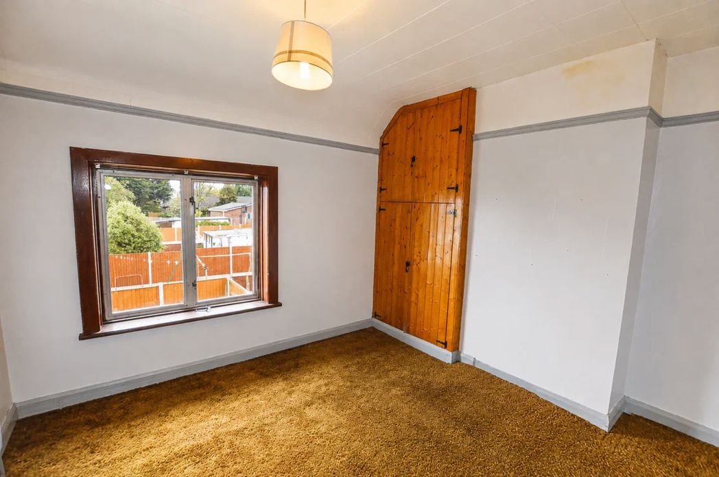 Property image 11 of 22