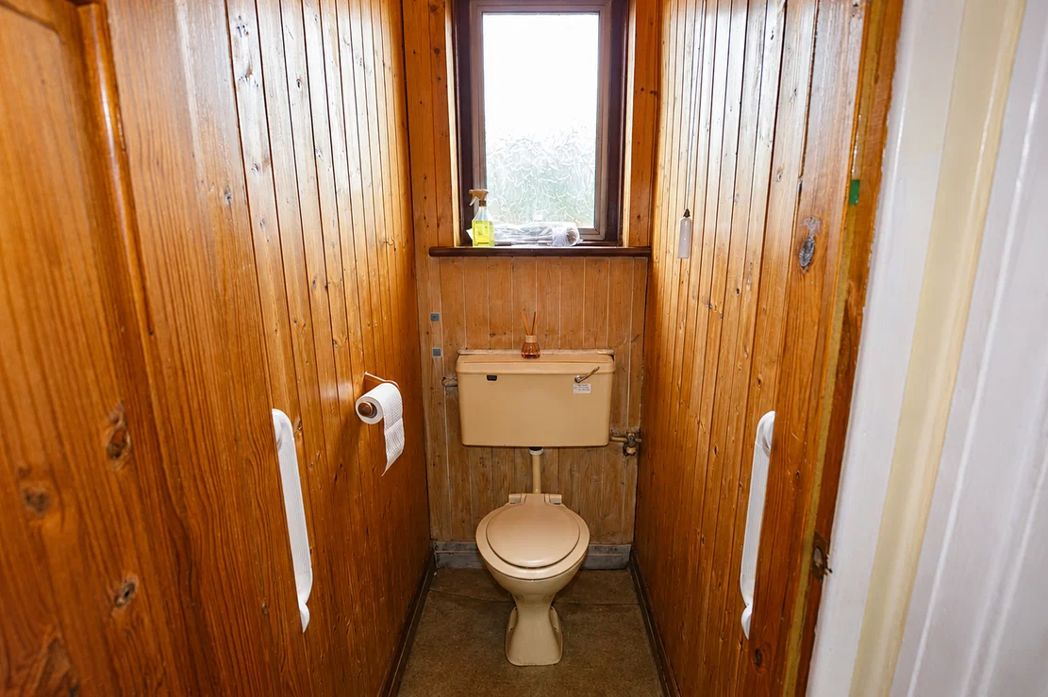Property image 12 of 22