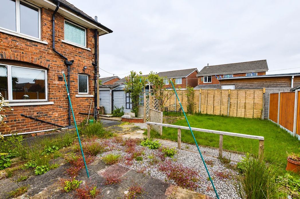 Property image 13 of 22