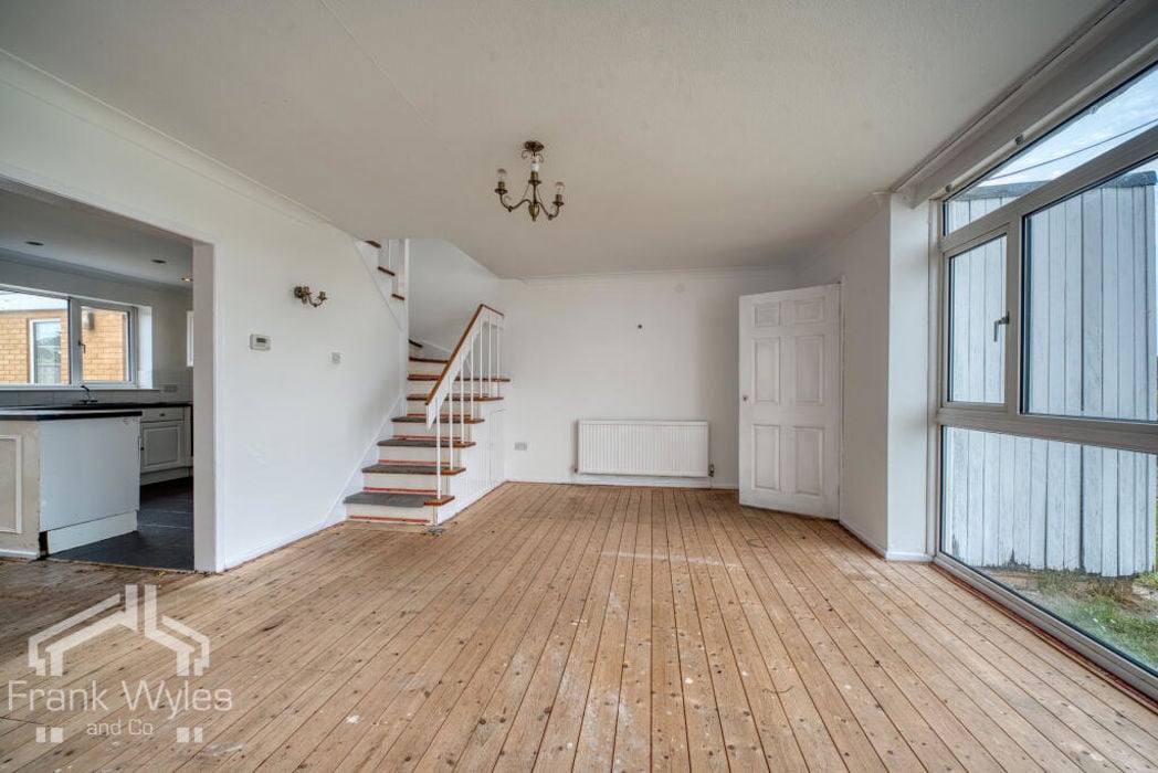 Property image 2 of 12