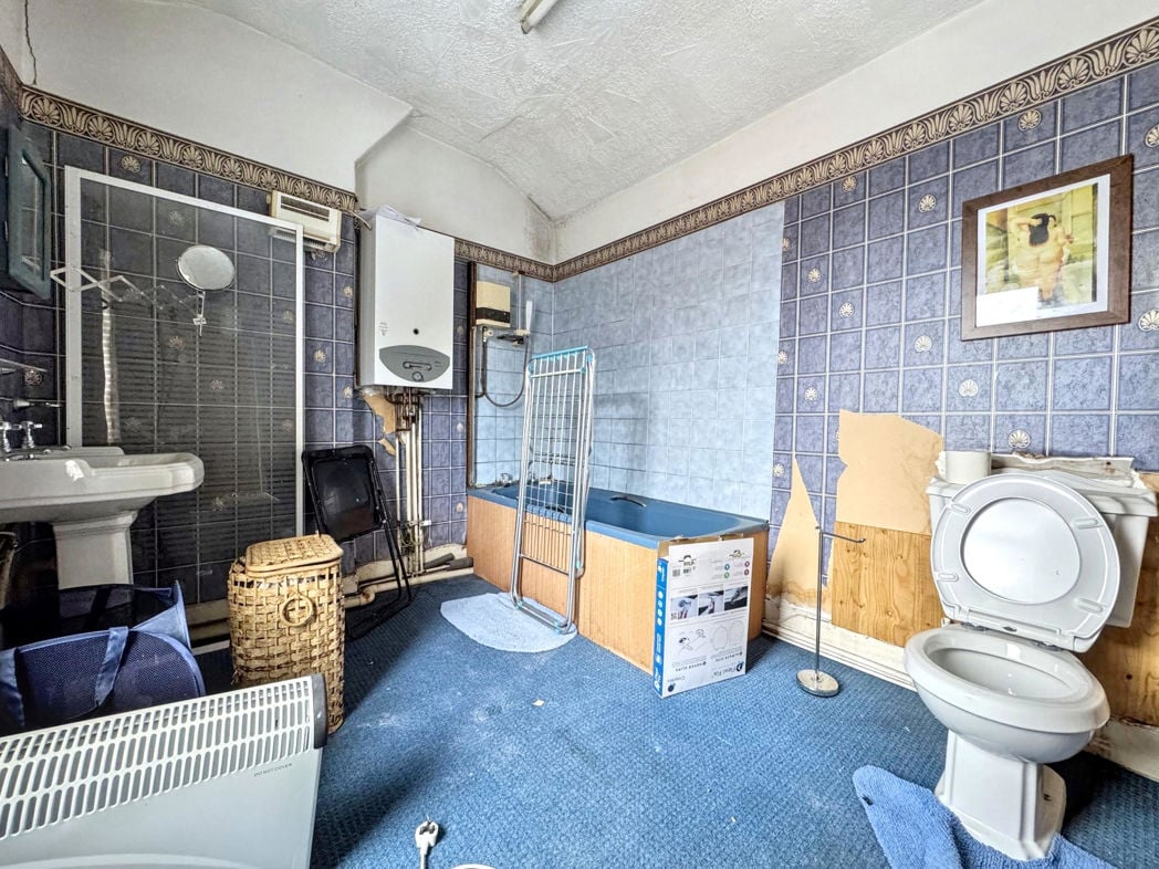 Property image 10 of 15
